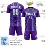 Maglia da calcio personalizzata con stampa sublimatica blu e viola, divisa da calcio bianca e chiara