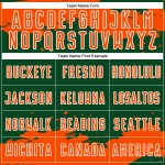 Maglia da calcio personalizzata verde arancione-bianca con frammento uniforme astratto di arte sublimatica